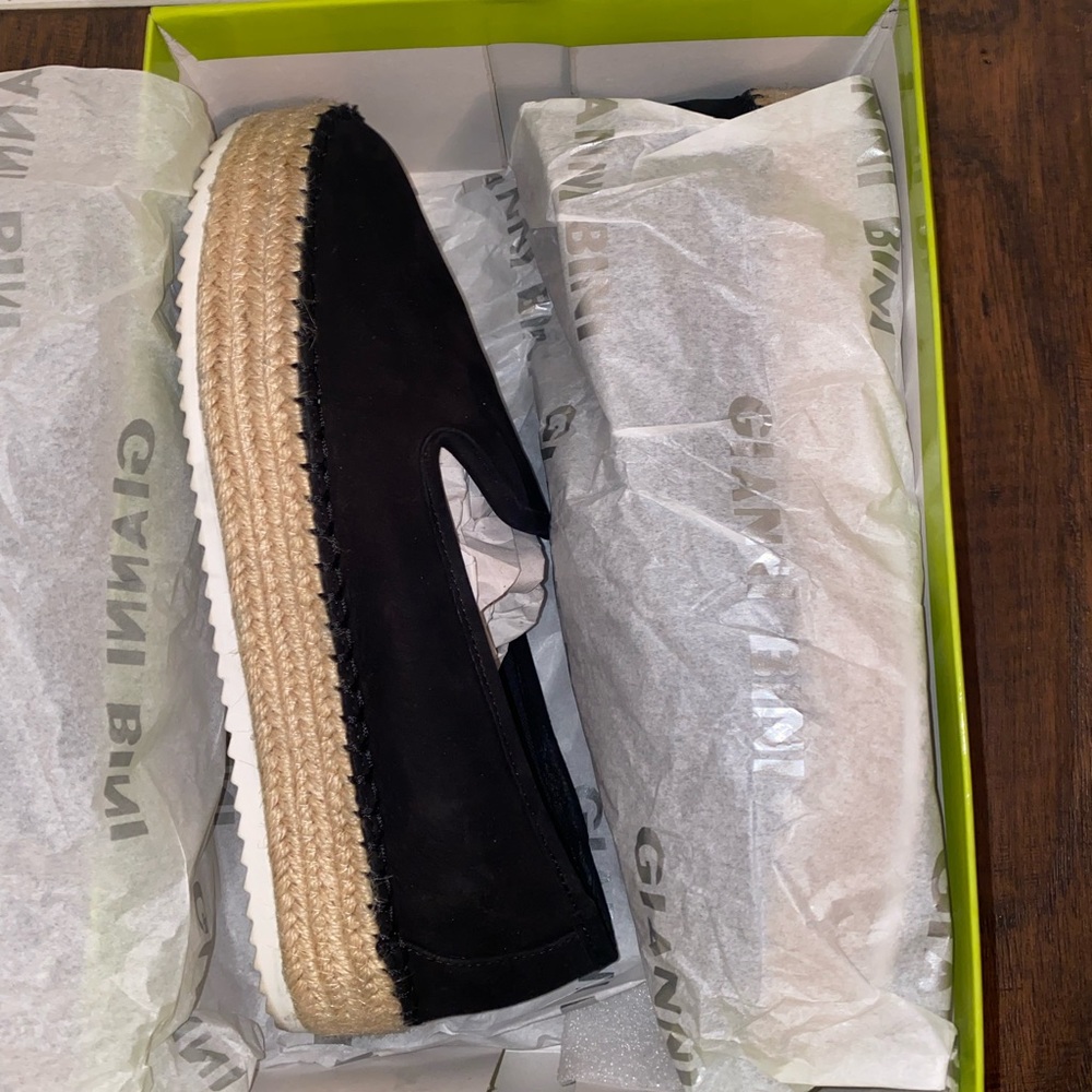 Gianni Bini Sabble Black Shoes (Worn once)